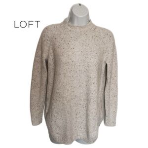 LOFT Pullover Sweater Crew neck Small Petite Grayish White Black Specks Soft